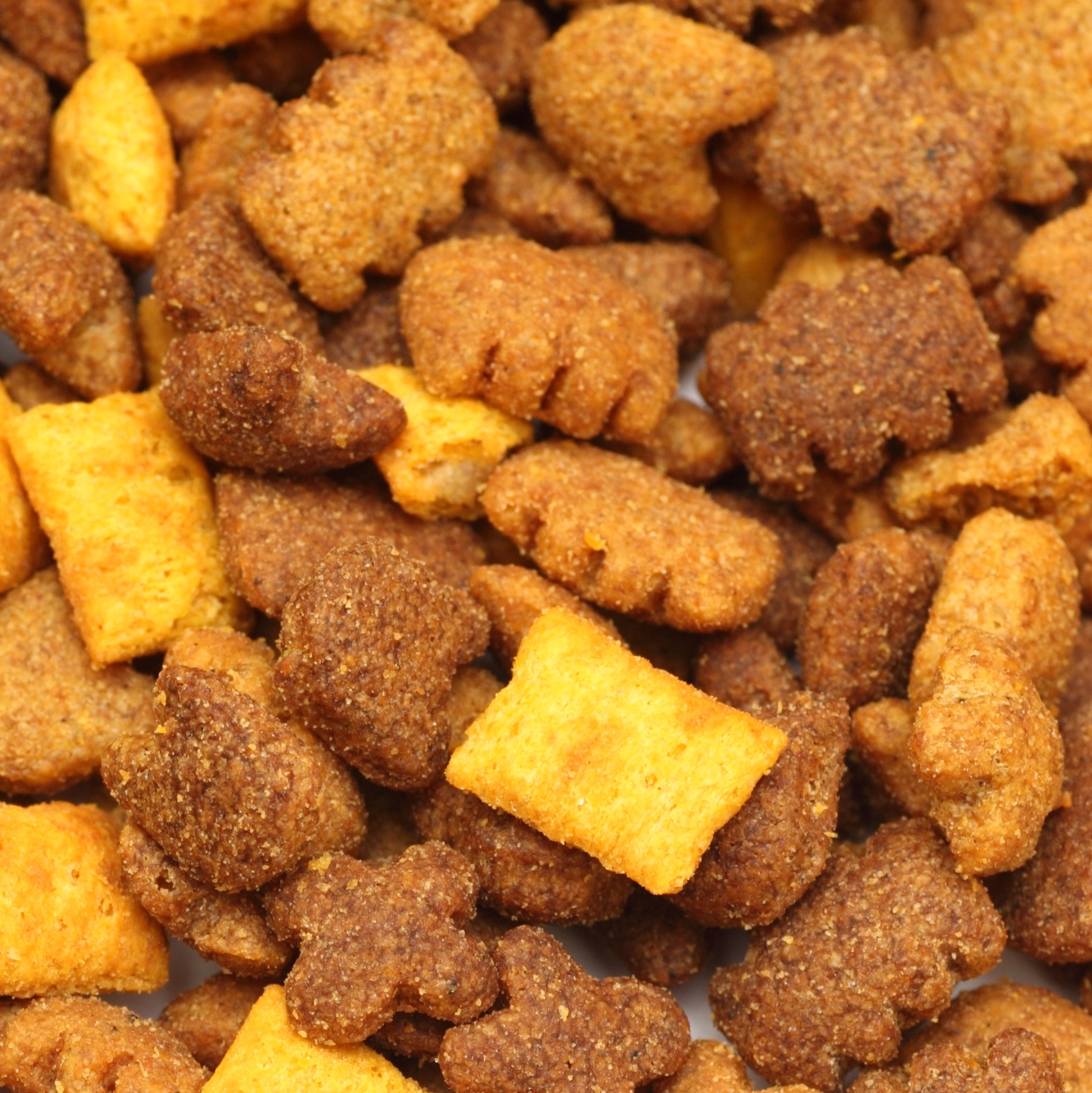 natural yellow and brown colors in pet treats